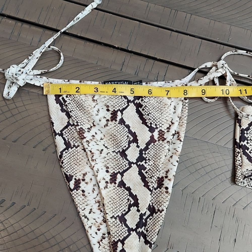 Nasty Gal Snakeskin Print High Waist String Bikini Sz 2 - Picture 8 of 9